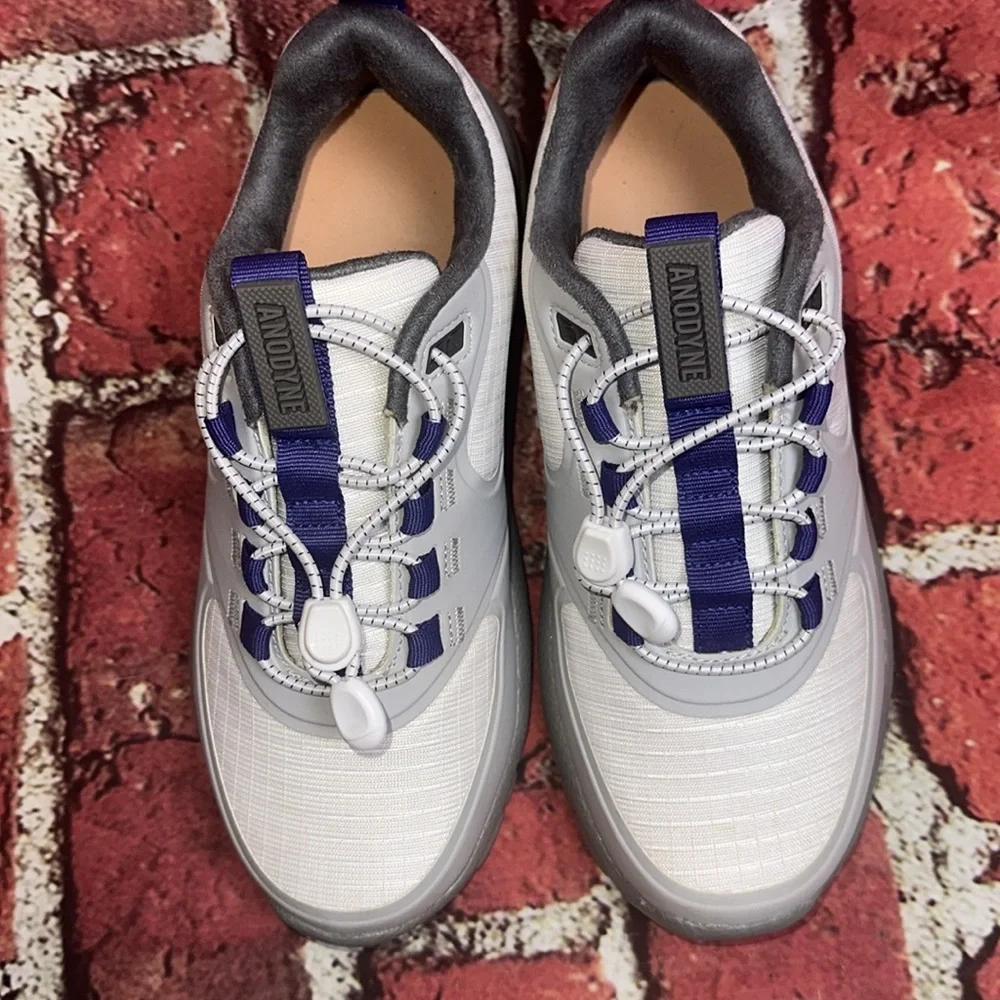 Anodyne Women's White Blue Sneakers Size 6W